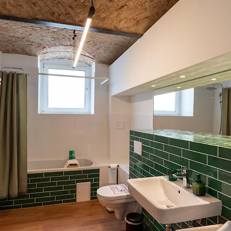 Helle Am Mehringdamm - Stylisch Und Zentral Apartment