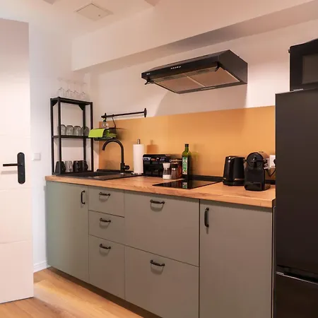 Apartment Helle Am Mehringdamm - Stylisch Und Zentral